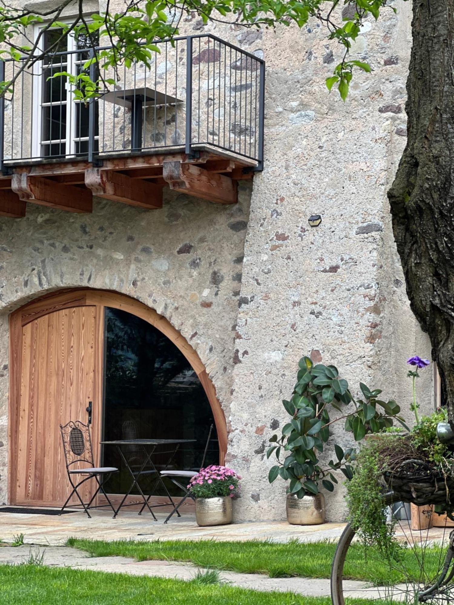 St. Vigilius Modern Historic Apartments Nalles Εξωτερικό φωτογραφία